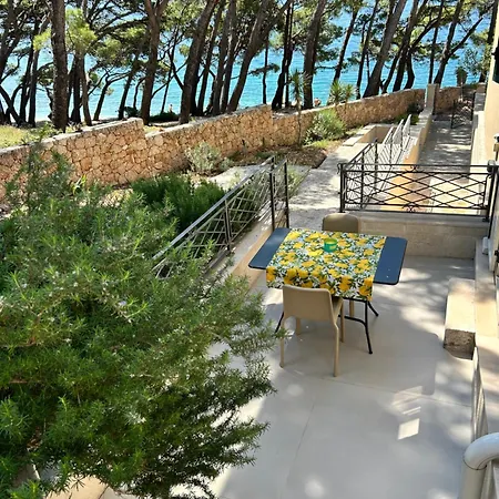 Ruza At Punta Rata Beach, Romance * Brela