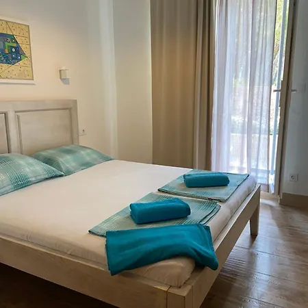 Ruza At Punta Rata Beach, Romance Апартаменты *